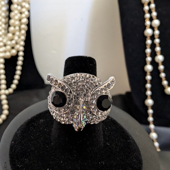 Silver, Black Crystal & Cubic Zirconia Owl Statement Ring Fashion Jewelry Size 6 - Picture 1 of 1